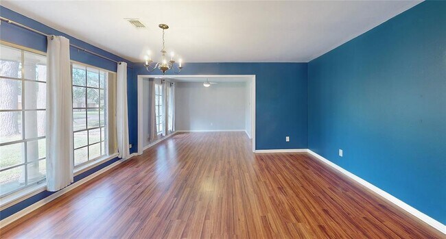 Building Photo - 5422 Grape St