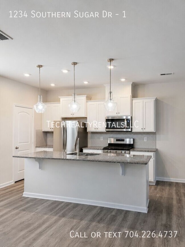 Building Photo - 1234 Southern Sugar Dr