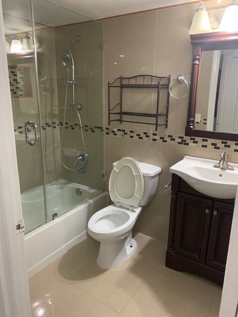 Foto del edificio - 20810 NE 8th Ct