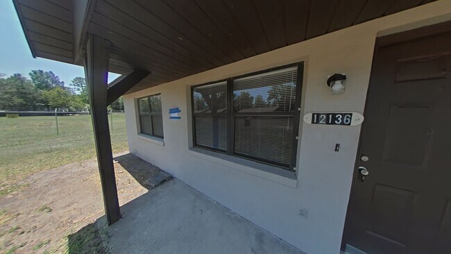 Foto del edificio - Beautiful 2 Bed 1 Bath Close to Town
