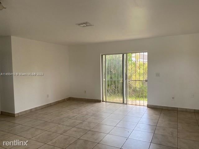 Foto del edificio - 3 br, 2 bath House - 2746 Johnson St
