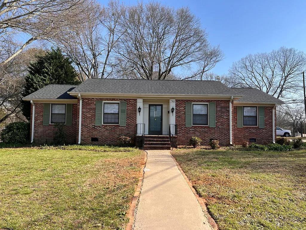Primary Photo - 134 Suber Rd