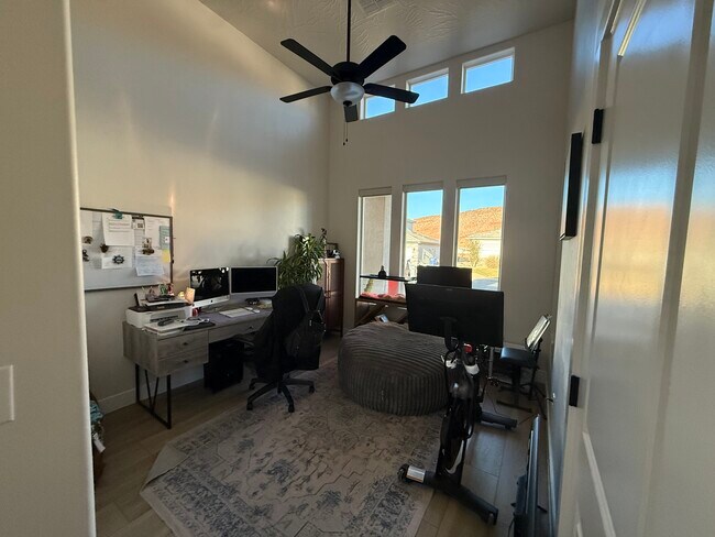 Foto del edificio - 659 S Goose Creek Dr