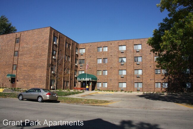 1 W Grant St Marshalltown Ia 50158 - Apartment For Rent In Marshalltown Ia Apartmentscom