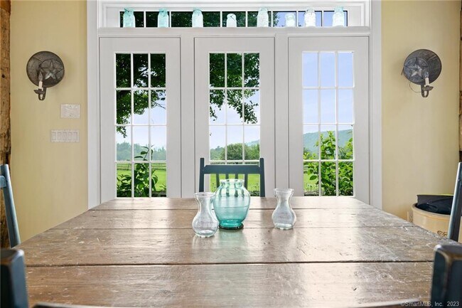 Building Photo - 35 Northrop St