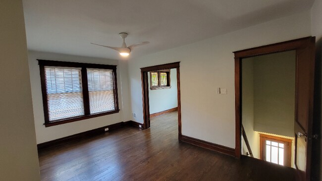 Foto del edificio - 5537 Holly Hills Ave