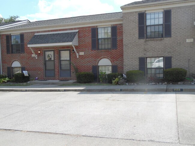 Foto del edificio - 2556 Crusaders Way