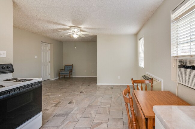 Foto del edificio - 406 Marsha St