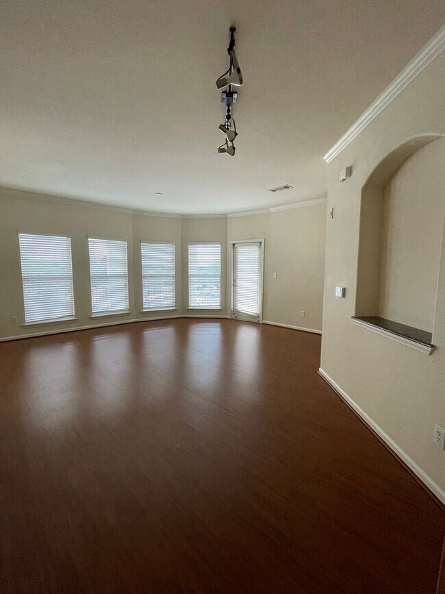 Foto del edificio - Downtown / Williams Brice area