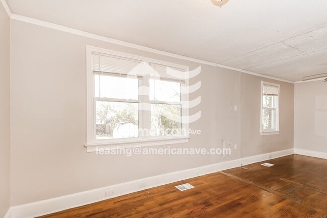 Foto del edificio - 1490 Cameron St