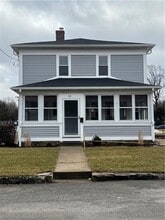 Building Photo - 14 Tillinghast Ave