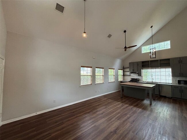 Building Photo - 3100 Prado St