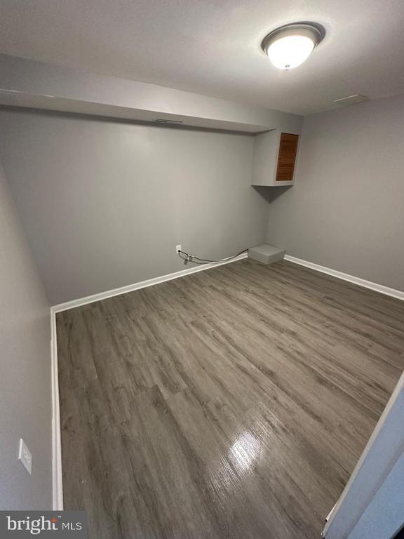 Foto del edificio - 7837 St Boniface Ln