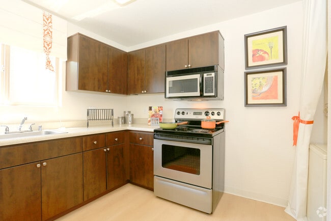 2Bedroom: Kitchen - Spring Meadows