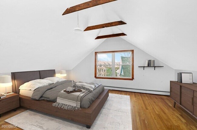 Foto del edificio - 5 br, 2 bath House - 47r Creighton St. #3-4 3