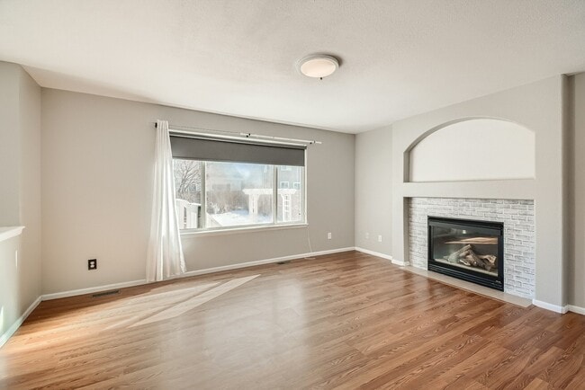 Building Photo - 5552 S Yakima St