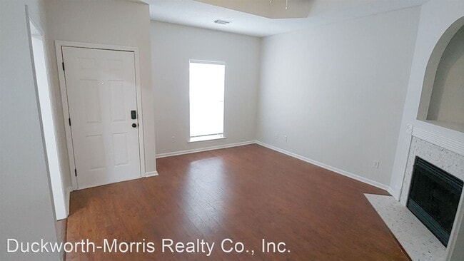 Building Photo - 3 br, 2 bath House - 6326 Covington Villas...