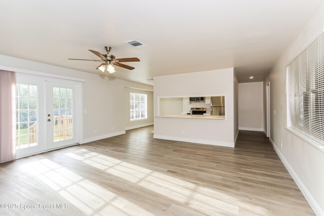 Foto del edificio - 2118 Trillo Rd SE