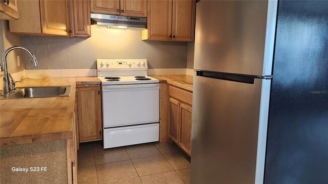 Building Photo - 5016 S 85th St