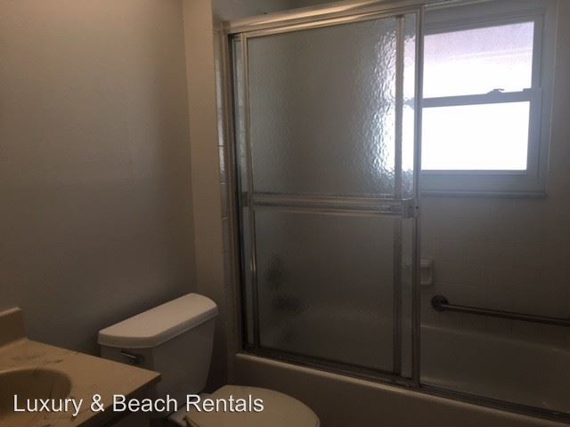 Building Photo - 3 br, 2 bath House - 5543 Westchester Blvd