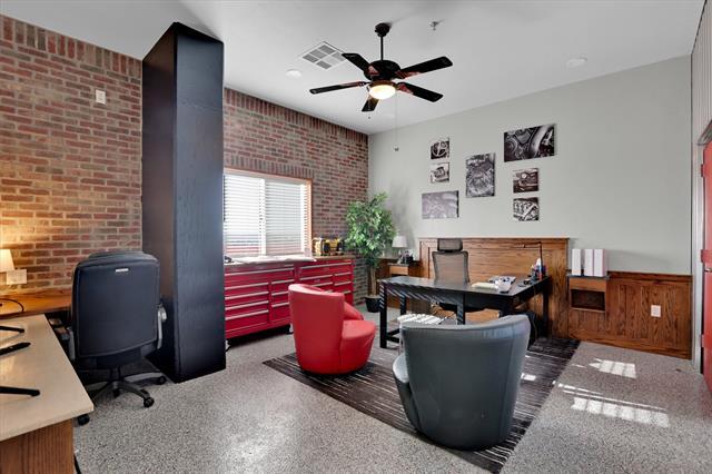 Foto del edificio - 3575 Lone Star Cir