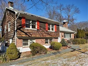 Primary Photo - 215 Harriman Rd