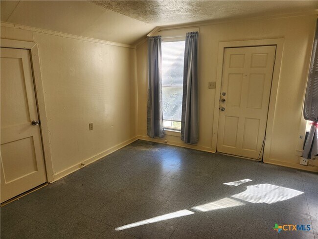 Foto del edificio - 1205 S 17th St