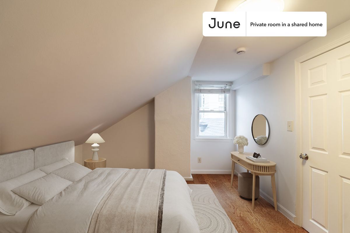 Primary Photo - Room in Shared 4 bed/4 bath home