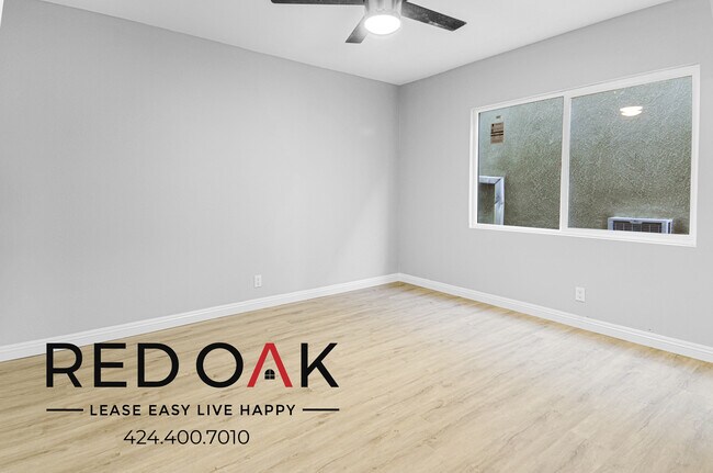 Foto del edificio - 8011 S Western Ave