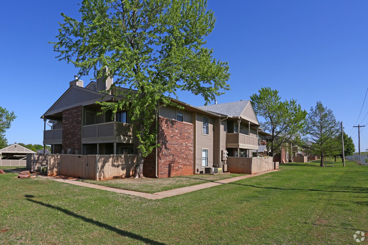 Spring Hollow Condos OK City Apartments Oklahoma City, OK