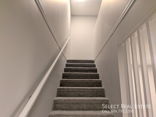 Building Photo - 5662 Vedder Rd