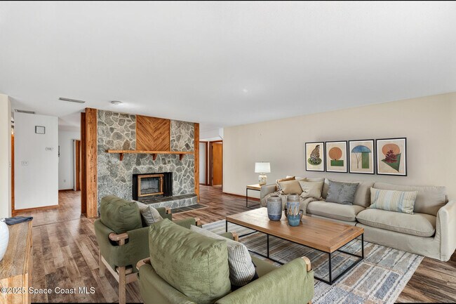 Building Photo - 1387 Gleneagles Ct