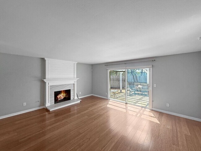 Foto del edificio - Beautiful 4B/2BA Home in Rancho Peñasquito...