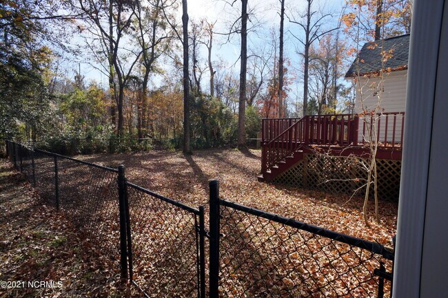 Building Photo - 225 Trappers Trail