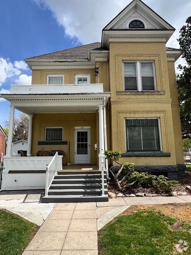 Building Photo - 488 S 7th Ave