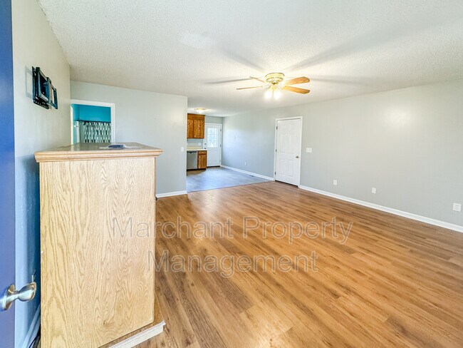 Foto del edificio - 3704 Greenpond Rd