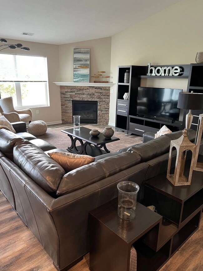 Foto del edificio - 7535 Marsh Hawk Dr