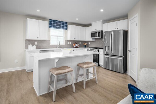 Building Photo - 91 GUNNISON Dr