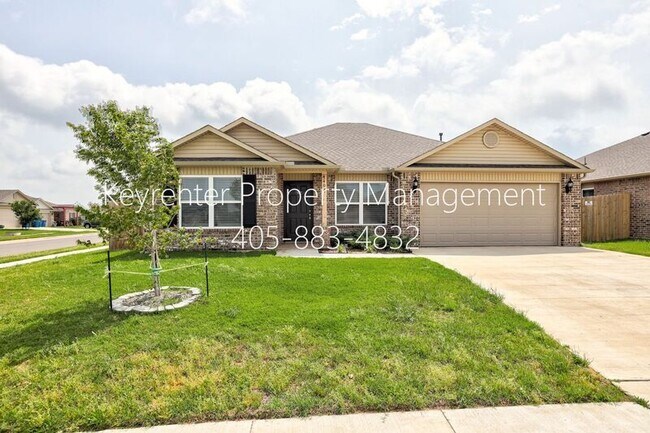Building Photo - 440 Fox Den Dr