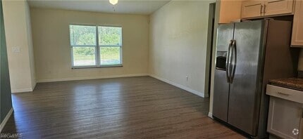 Building Photo - 6004 S Moss Cir