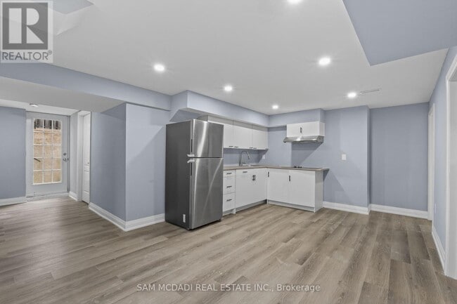 Building Photo - 1527 Chiddingstone Cir