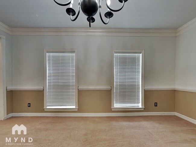 Building Photo - 19026 Owen Oak Dr