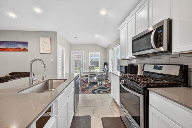 Building Photo - 7414 Sonora Star Ln