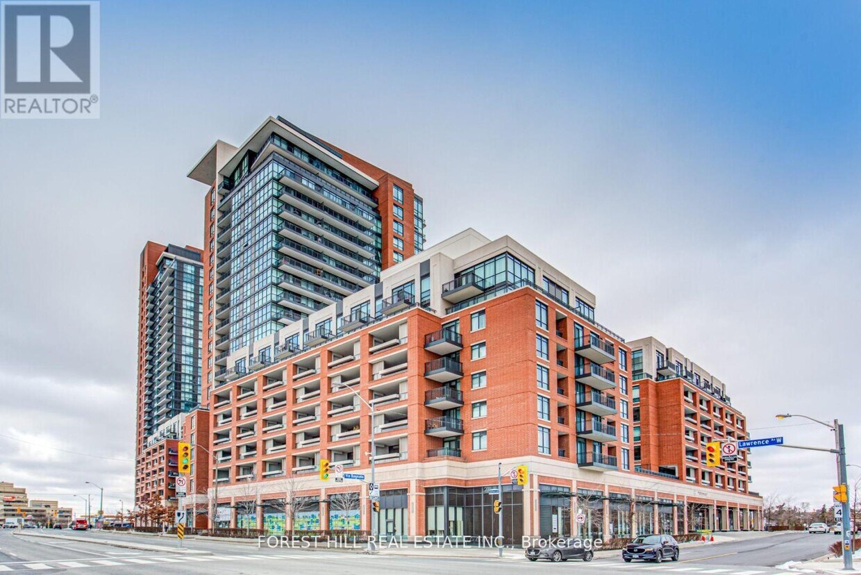 Photo principale - 800-1800 Lawrence Ave W