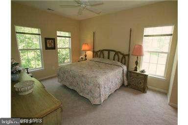 Foto del edificio - 2410 Chestnut Terrace Ct