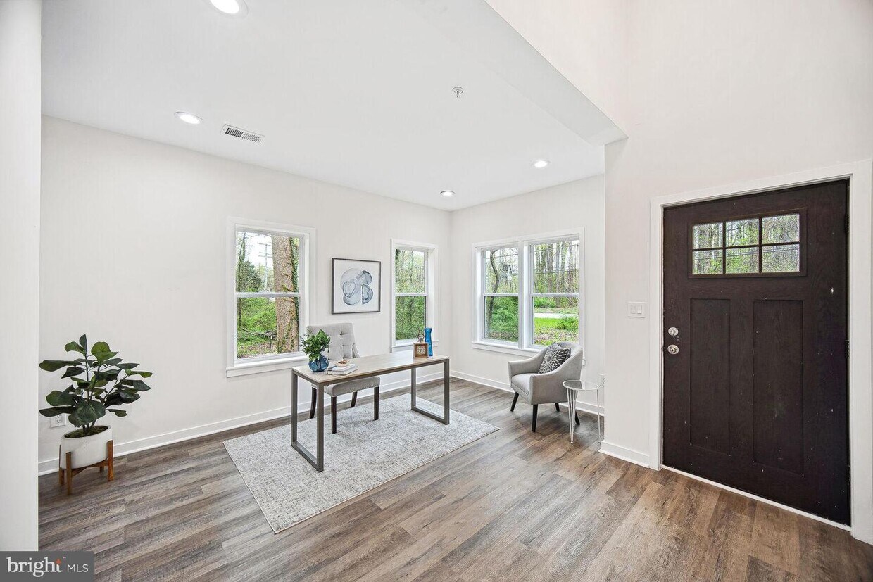 799 Central Ave E, Edgewater, MD 21037 House Rental in Edgewater, MD