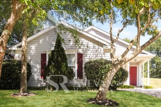 Building Photo - 3055 Champion Ln SW