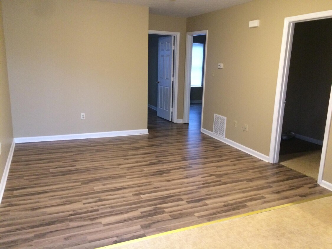 Foto principal - 1201 Arlington Dr