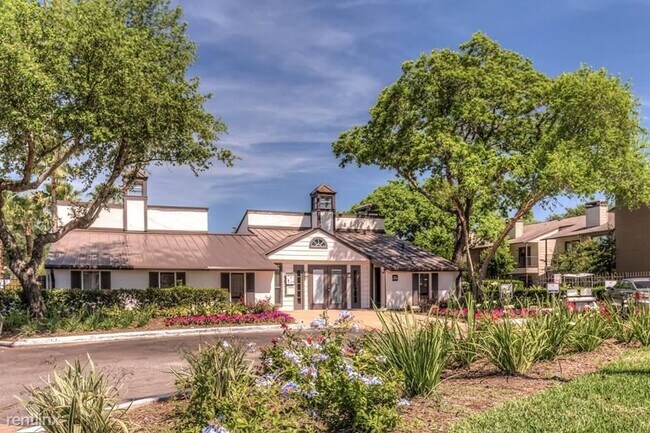 Foto del edificio - 2 br, 2.5 bath Condo - 801 E Nasa Parkway ...