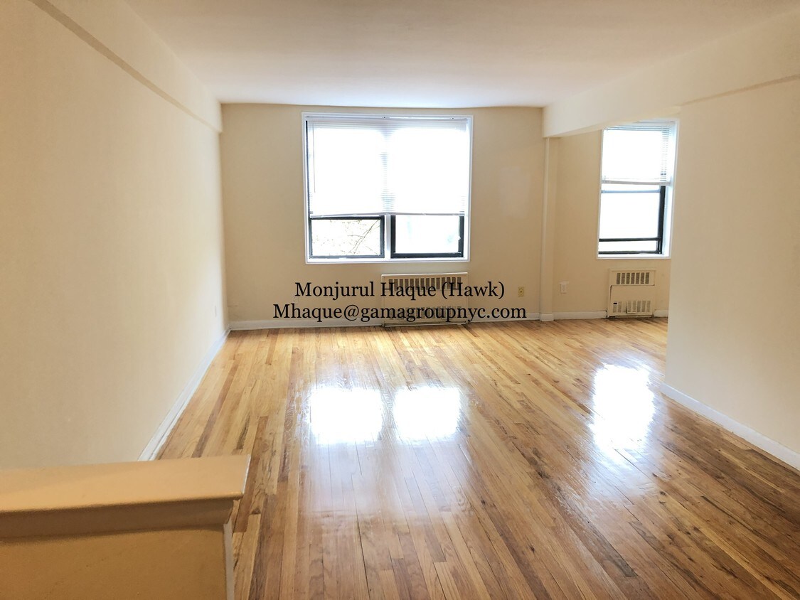 Foto principal - 2060 E 19th St